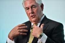 ExxonMobil chief looking for deals amid oil crash